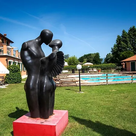 Relais Isabel Pietrasanta