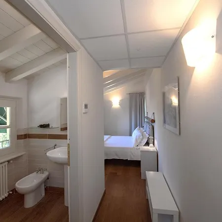 Relais Isabel Frühstückspension 4*