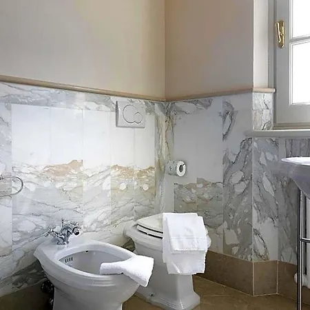 לינה וארוחת בוקר Relais Isabel פיאטרה סנטה