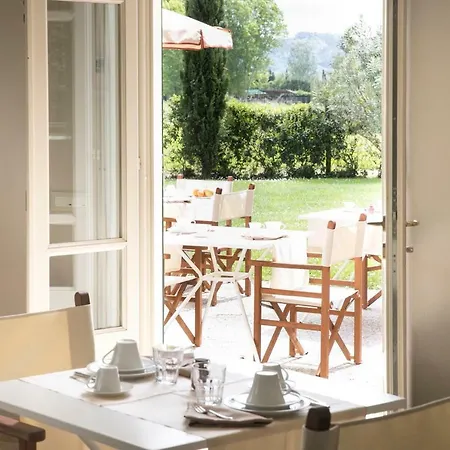 Relais Isabel 4* 피에트라산타